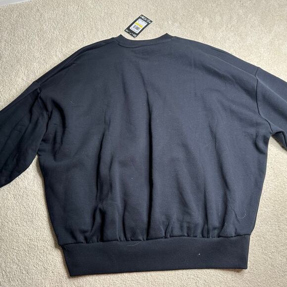 Under Armor: Black Crewneck Sweatshirt NWT - Picture 5 of 7